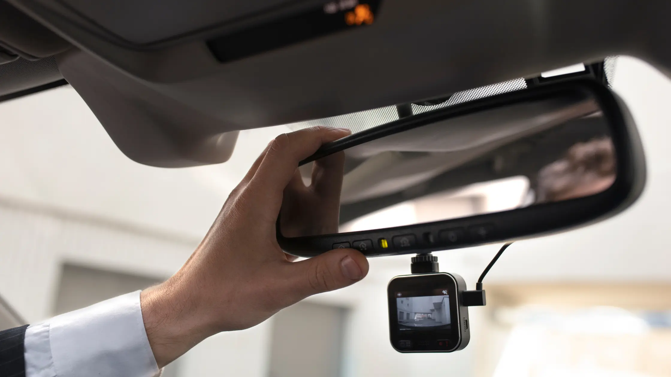 Cea mai buna camera auto de bord